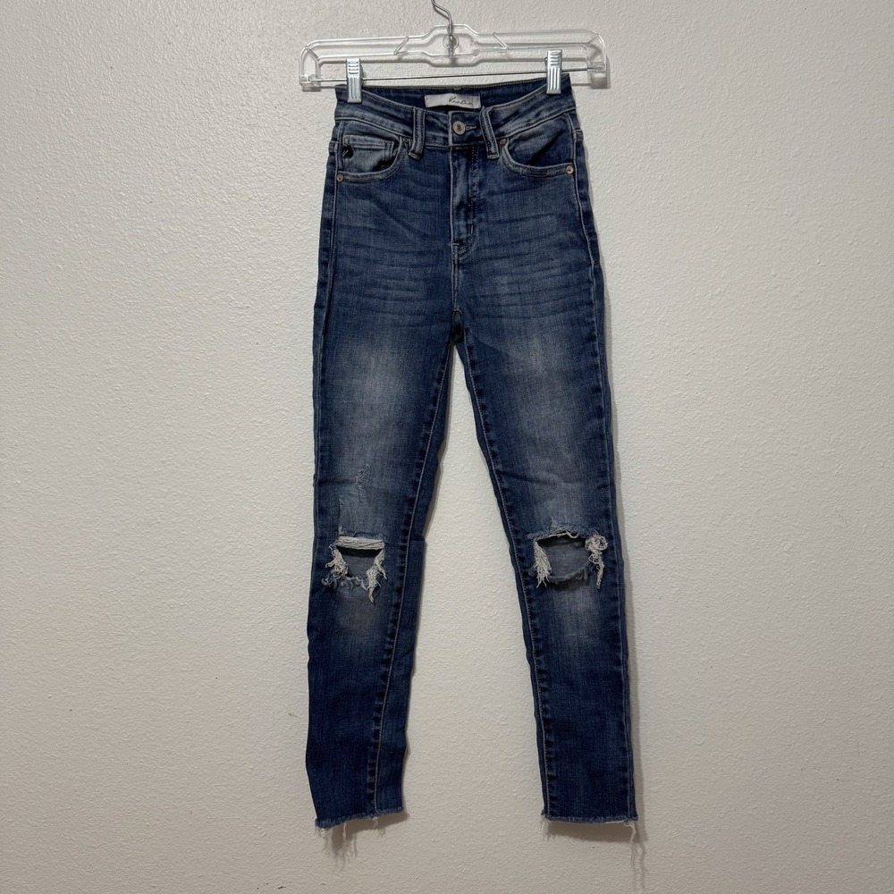 Kancan Medium‎ Wash Denim Blue Jeans Womens Size 0 / 23 Distressed Knees